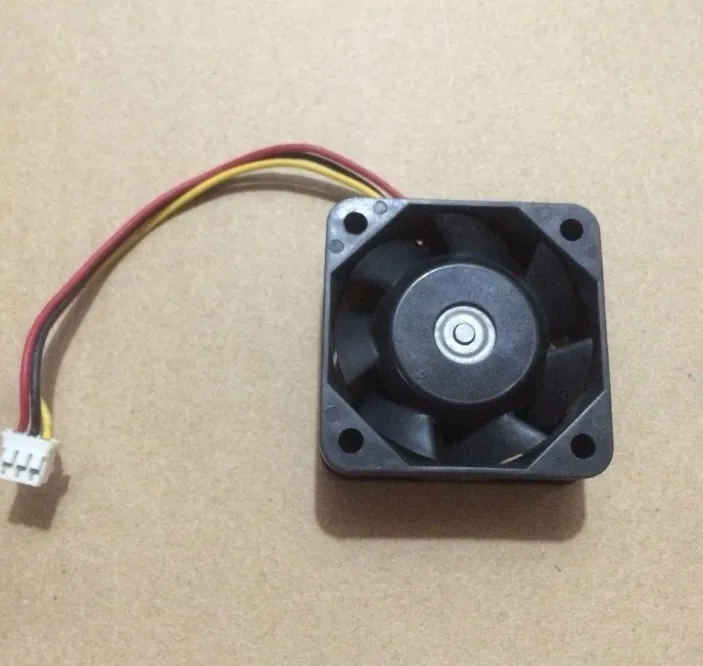 Новый вентилятор охлаждения радиатора для Sanyo 4015 9A0412J7D05 DC 12 В 0 11 а 40x40x15 мм 10 см