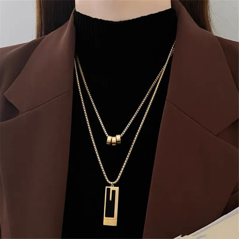 

Titanium Steel European And American Double Layered Square Pendant Necklace Women Versatile Collarbone Sweater Chain Jewelry