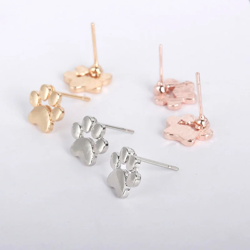 

New Fashion Dog Paw Earrings Women Kids Cute Lovely Animal Cat Footprint Piercing Ear Studs Party Korean Jewelry Free Shipping