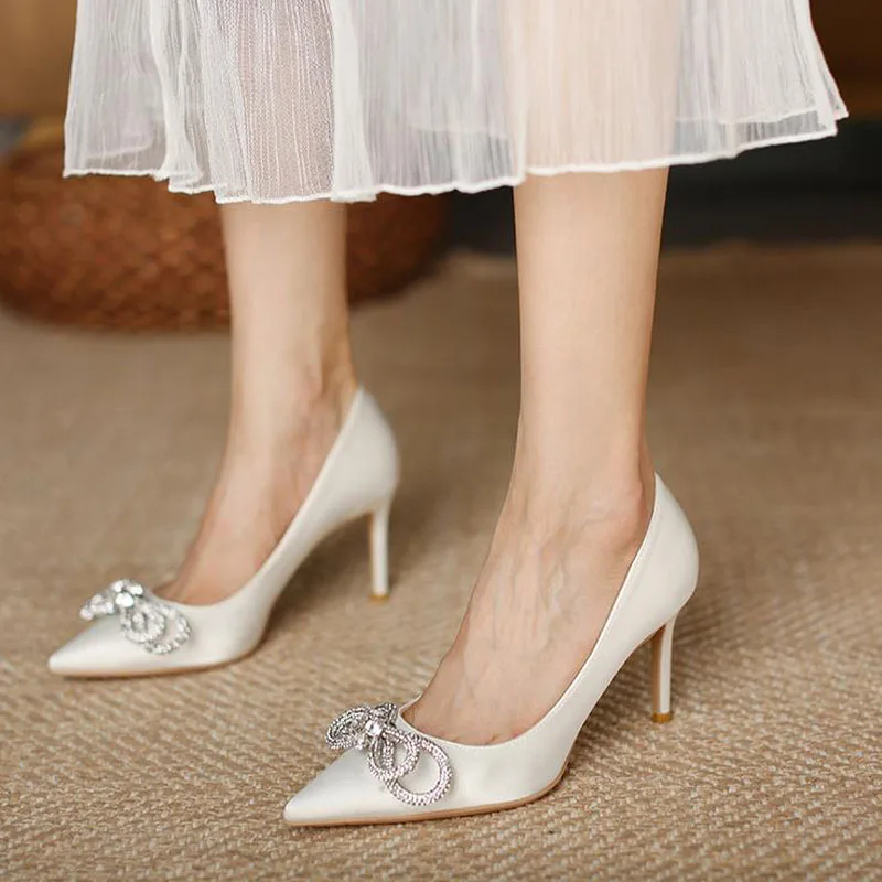 

8cm Fashion Sexy Pointed Toed Belt with Bow Satin High Heels White Wedding Shoes for Women Bride