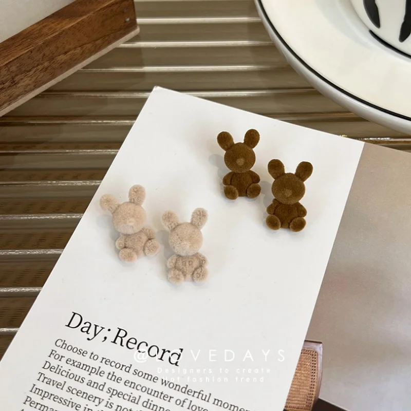 

Minar Kawail Khaki Coffee Color Pluffy Velvet Rabbit Drop Earrings for Women Cartoon Animal Dangle Earrings Casual Party Jewelry