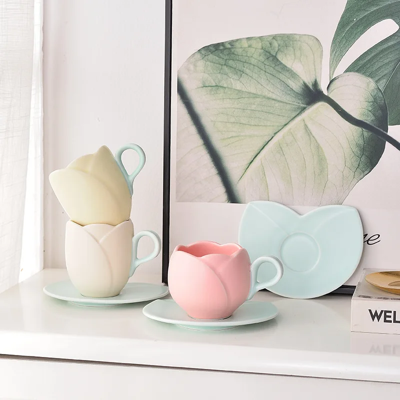 

Ins Retro Tulip Coffee Cup High-value Delicate Flowers Mark Afternoon Tea Ceramic Cups and Saucers Set Mugs Coffee with Coasters