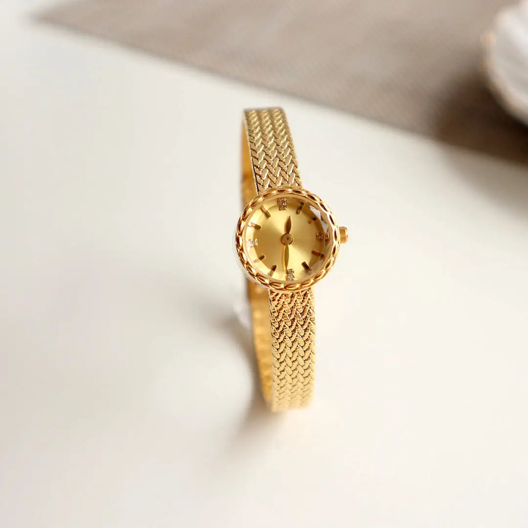 

High Quality Women Quartz Watch Vintage Small Dial Bracelet Buckle Sliver Gold Copper Band Watches Ladies Dress Gift Wristwatch