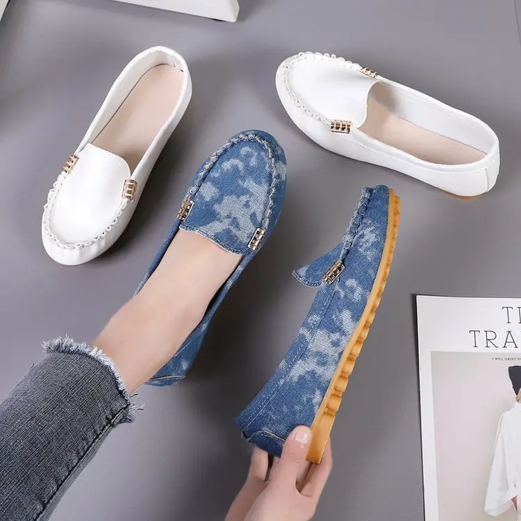 

2022 Women Casual Flat Shoes Spring And Autumn Flat Loafer Women Shoes Slips Soft Round Toe Denim Flats Jeans Shoes Plus Size