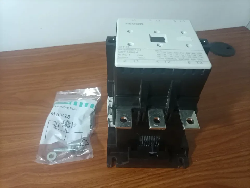 Оригинальный Новый контактор питания Sie-Men 3TF52 22-0XM 0 210A 690V 2NO + 2NC