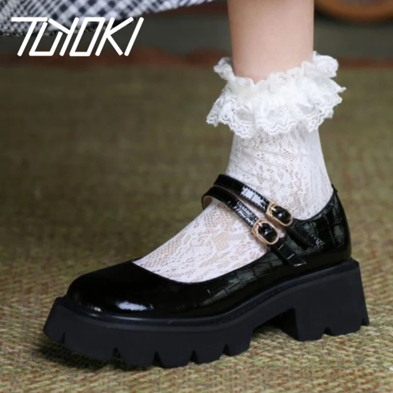 

Tuyoki 2022 Women Shoes Real Leather Thick Bottom Chunky Buckle Pumps Woman Fashion Sweet Party Shoes Footwear Size 34-39