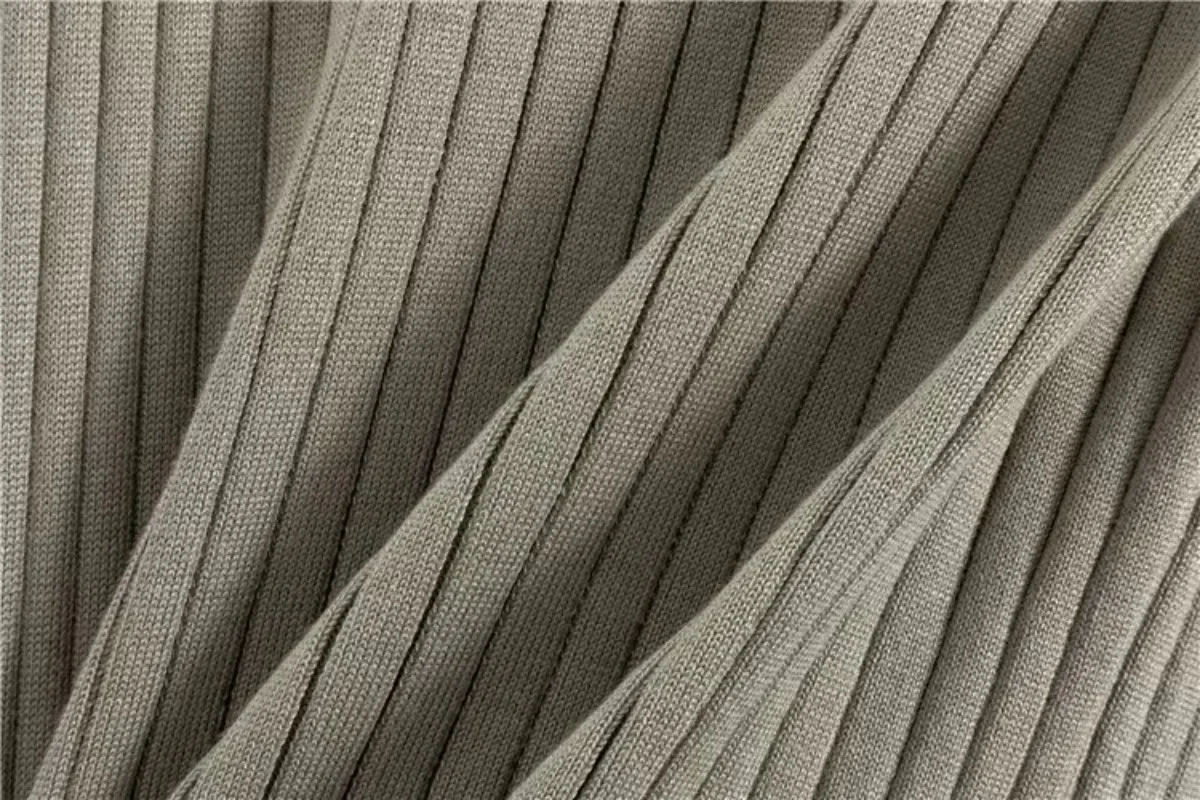 Женский трикотажный спортивный костюм