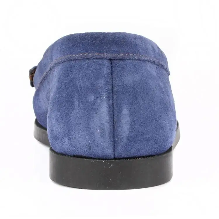 Женские замшевые мокасины на плоской подошве из натуральной кожи