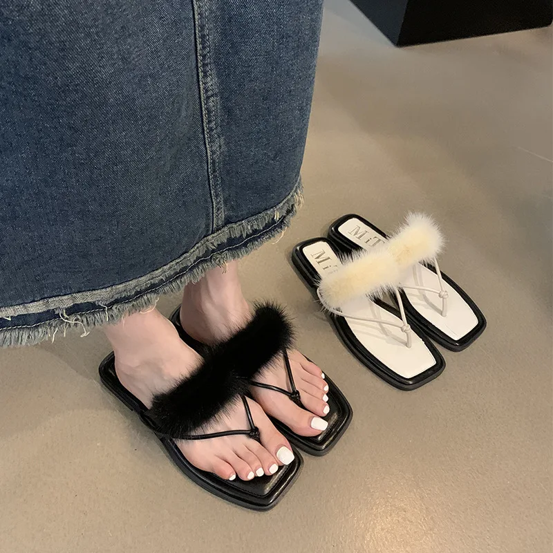 

Rubber Flip Flops Shoes Low Plush Slippers For Adults Slides Fashion Hawaiian Fur Summer Flat Luxury Rome Fabric PU Hoof Heels