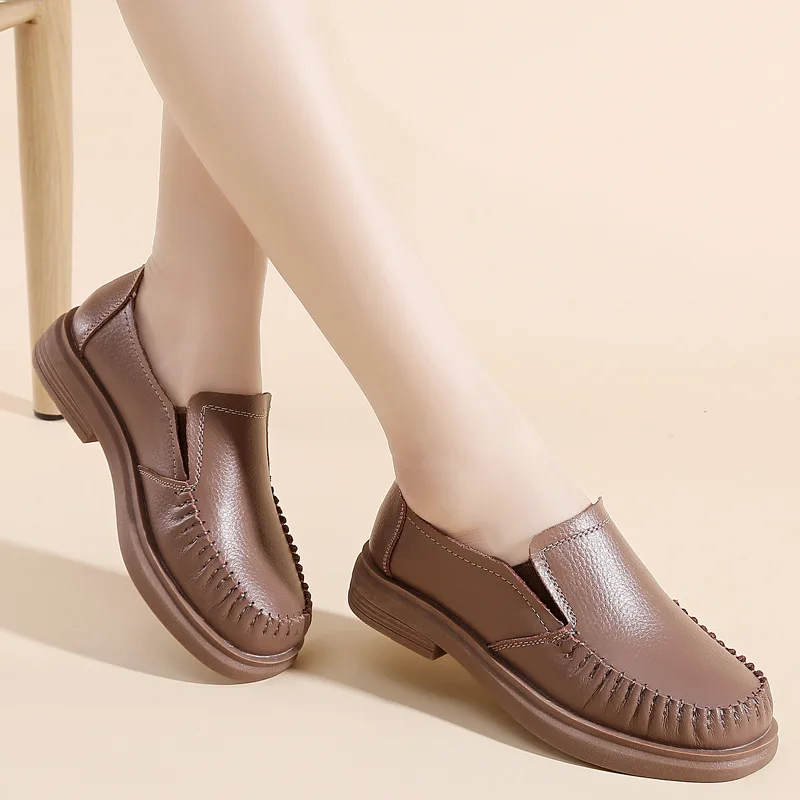 Leather Women Casual Shoes Slip on Flat Shoes Designer Moccasins for Women Loafers Luxury Brand Sneakers Women Tenis Feminino