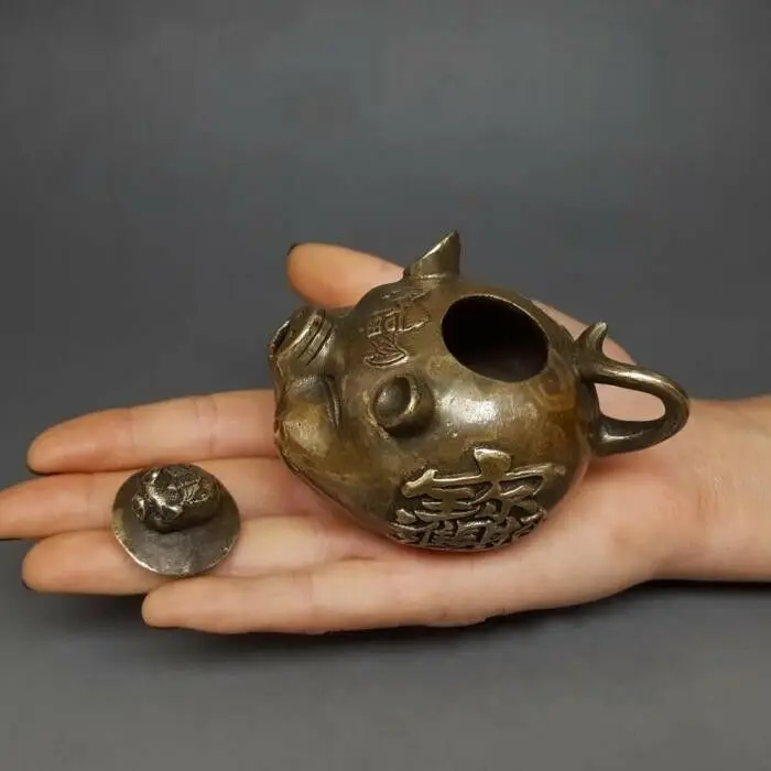 Китайский античный бронзовый чайник со знаками Зодиака свинья летучая мышь