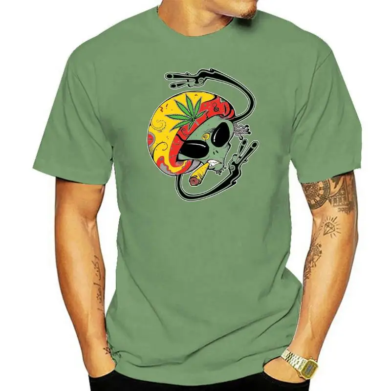 

JAMAICA Alien Skull T Shirt Hipster T-shirt Smoking Guys Tops Funny Black Tshirt Men Cartoon Clothes Hip Hop Tees Tops Funky