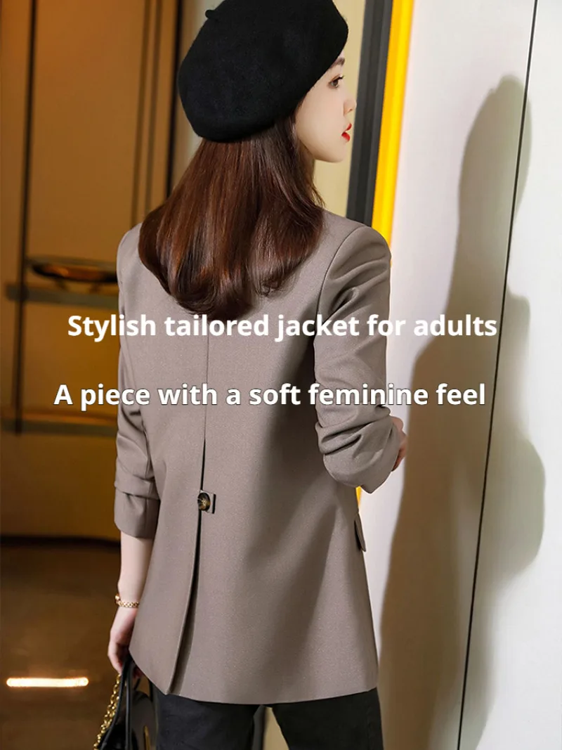 Женское официальное пальто блейзер на пуговицах сзади