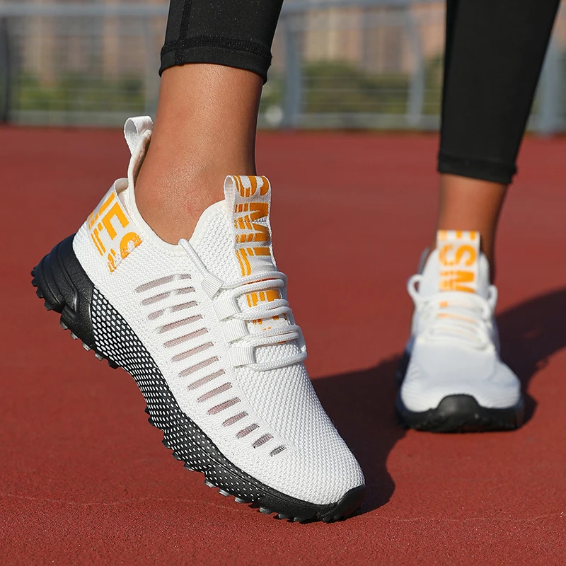 Женские летние кроссовки удобная повседневная обувь для бега с