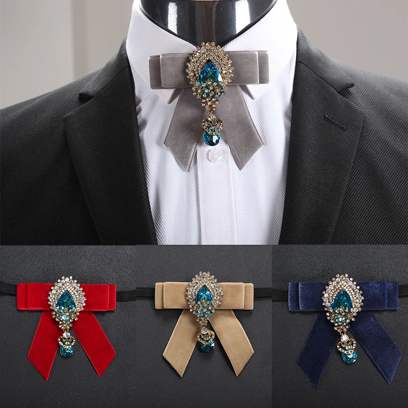 

Retro Velvet Bow Tie Brooch Pins Fabric Flower Rhinestone Necktie Female Shirt Collar Luxury Jewelry for Women Accessories