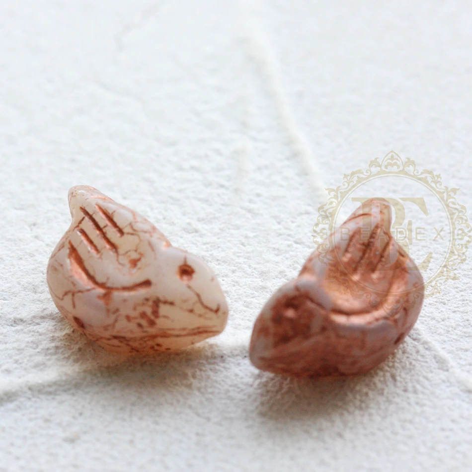 Цельная Чешская стеклянная птица-разные цвета-22x11 мм (NVA-12-A)