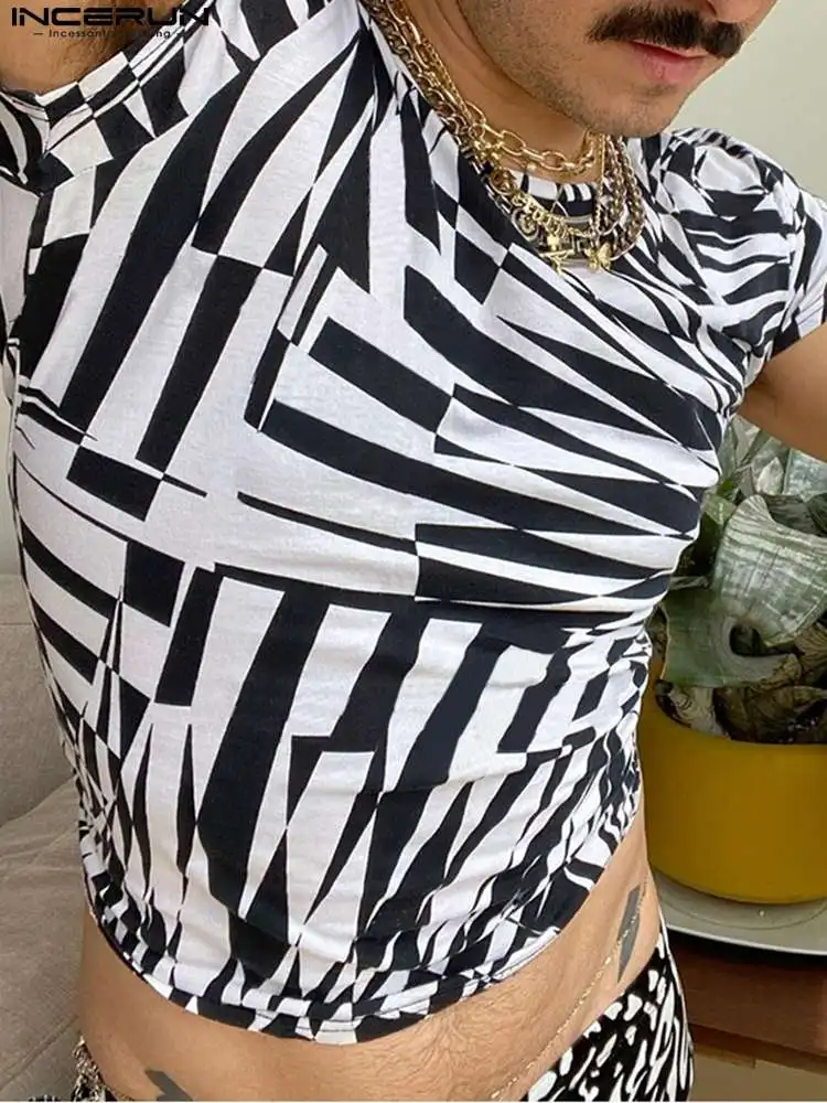 

Футболка INCERUN мужская с круглым вырезом, Повседневная модная уличная одежда с принтом, с коротким рукавом и круглым вырезом, лето 2022