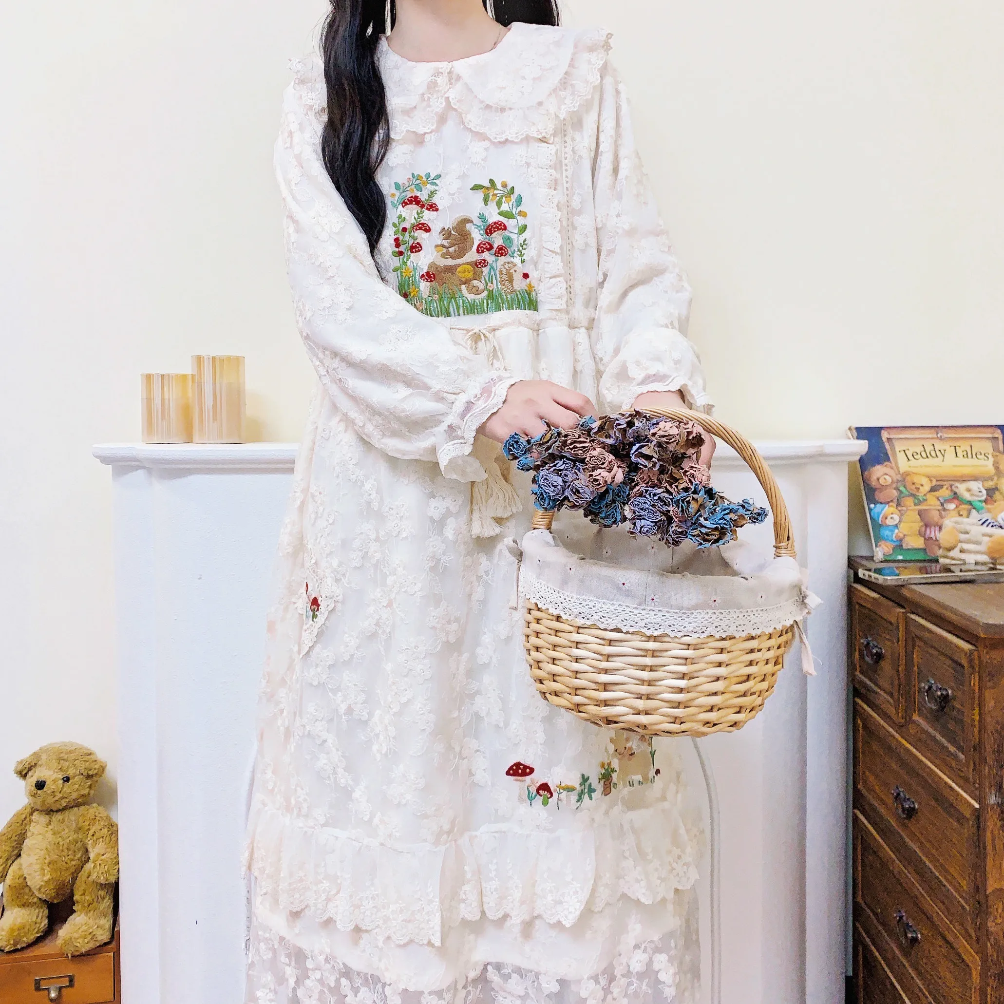 Mori Look Sweet Embroidery на флисовой подкладке осеннее и зимнее кружевное длинное платье