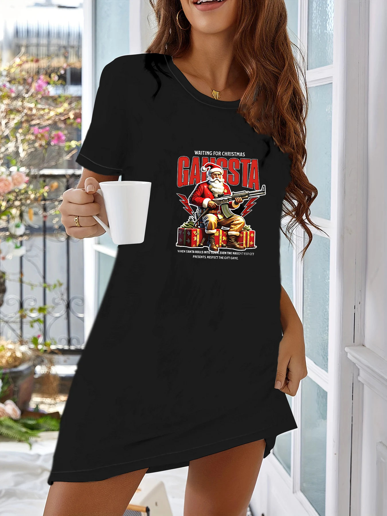 Женская летняя футболка с коротким рукавом и круглым вырезом