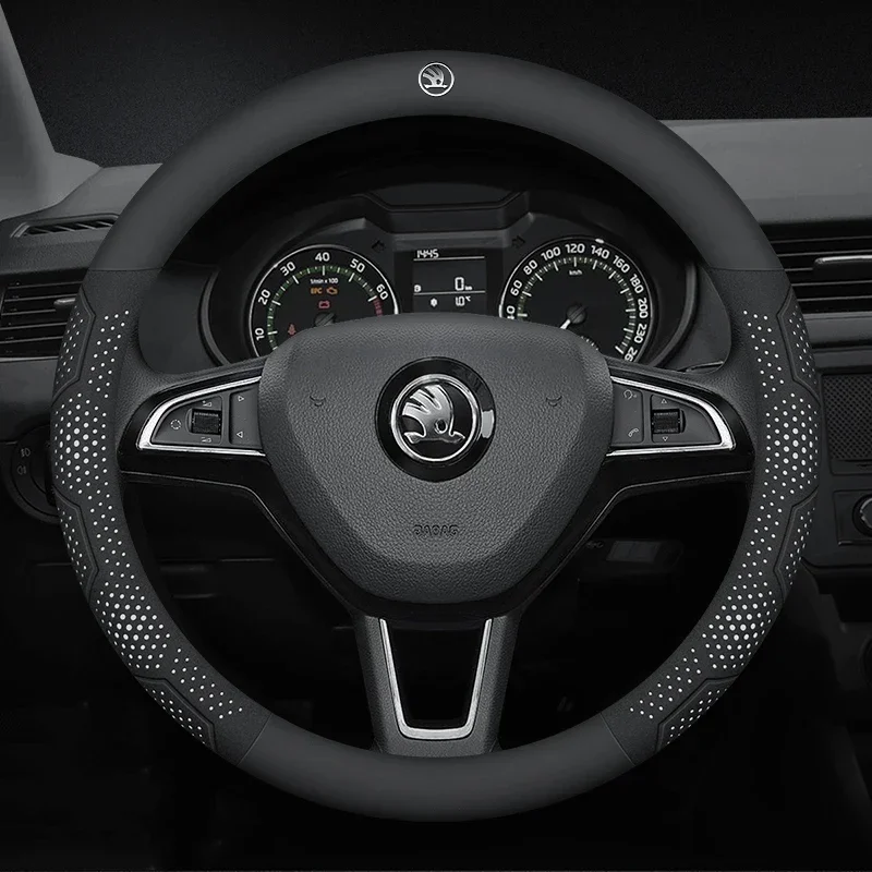 Фото Автомобильный кожаный чехол на руль из углеродного волокна для Skoda VRS Kodiaq Karoq Kamiq Octavia 1 a5 Scala Superb Yeti Fabia ENYAQ Citigo №5