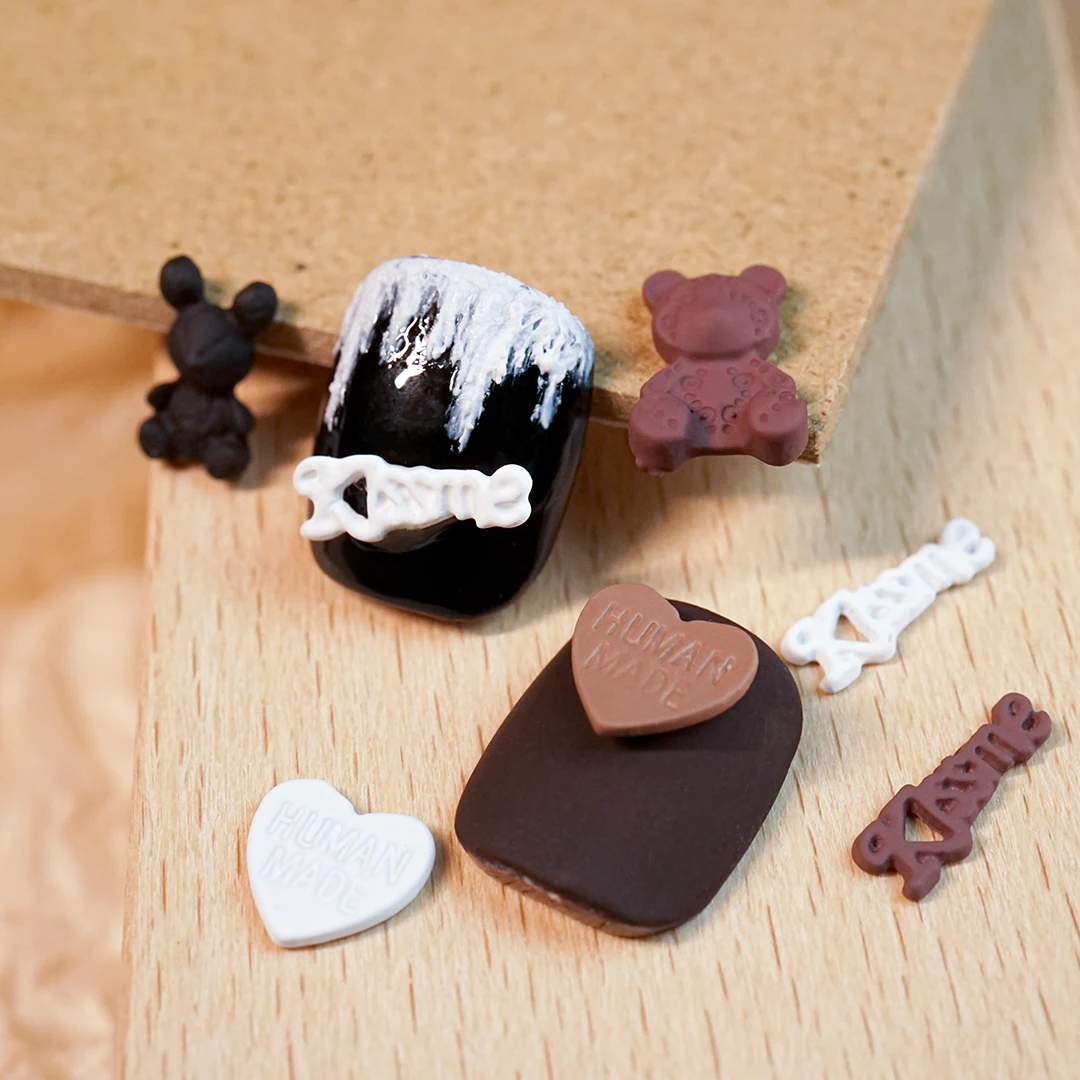 

Kawaii Little Bear Biscuit And Heart Shaped Parts For Nail Art 3D Cholocate Shaped Nail Charms For DIY Manicure Beauty