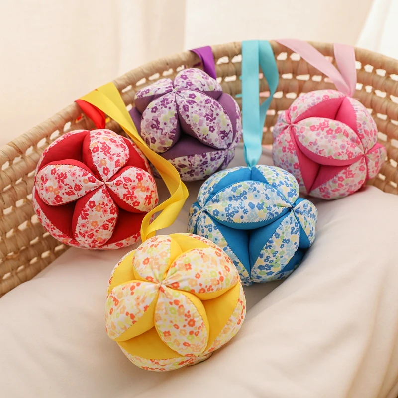 

Baby Hand Catching Cloth Ball Rattle Toy Infant Interaction Colored Rattle Ball Toy Bed Hanging Bed Stroller with Ribbon Appease