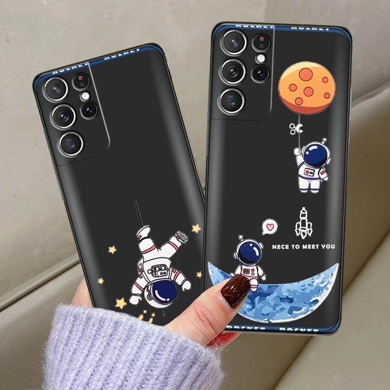 

Lovely Astronaut Phone Case For Samsung Galaxy S22 S21 S20 Ultra FE 5G S22 S10 10E S9 Plus Soft Black Back Funda Liquid Silicon