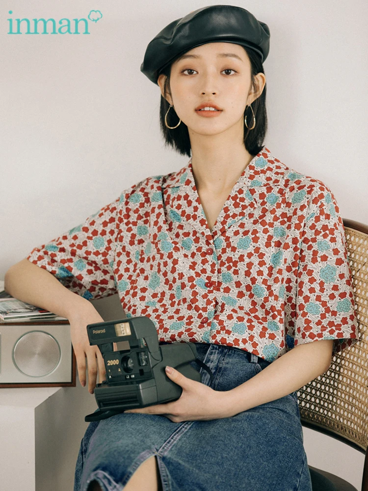 

INMAN Summer Women Top Retro Vintage Literary Floral Korean Fashion Flower Blouse Young Cute Buttons Straight Lady Female Shirt