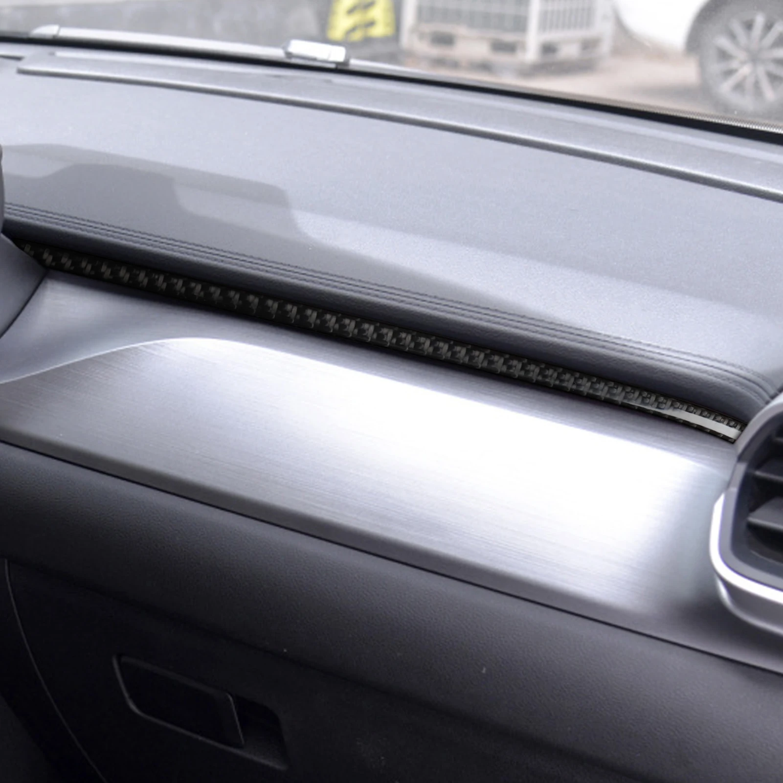 Фото Для Geely Coolray Proton X50 2018-2023 углеродное волокно переключение передач воздуховыпускное отверстие оконный подъемник рулевое колесо подходит для телефона №5