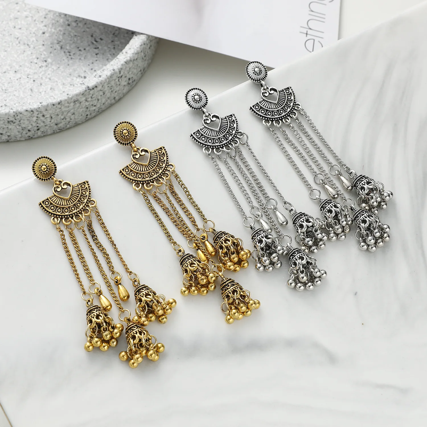 

Vintage Semicircle Hollow Heart Charm Earring Long Chain Bell Tassel Dangle Earrings For Women Accessories Boho Pendientes Mujer