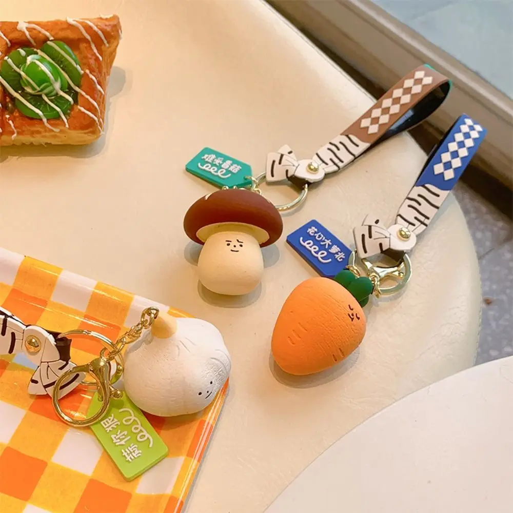 

Radish Onion Mushroom Garlic Creative Backpack Pendant Car Key Holder Cartoon Vegetable Keyring Korean Style Keychain