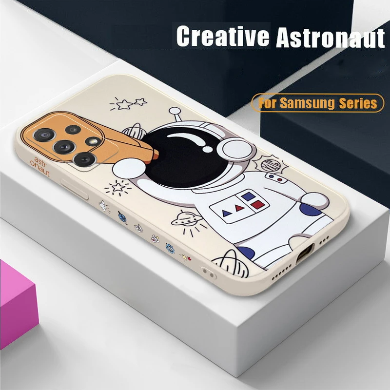 

Cute Cartoon Astronaut Phone Case For Samsung S22 Ultra S21 S20 FE S10 Plus A52 A72 A32 5G A51 A71 A21S A50 Soft Silicone Cover