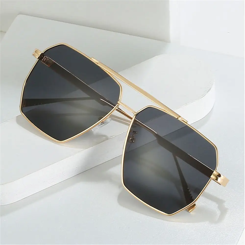 

Солнцезащитные очки в стиле ретро с защитой UV400 Мужские затемненные поляризационные солнцезащитные очки женские мужские многоугольные сол...