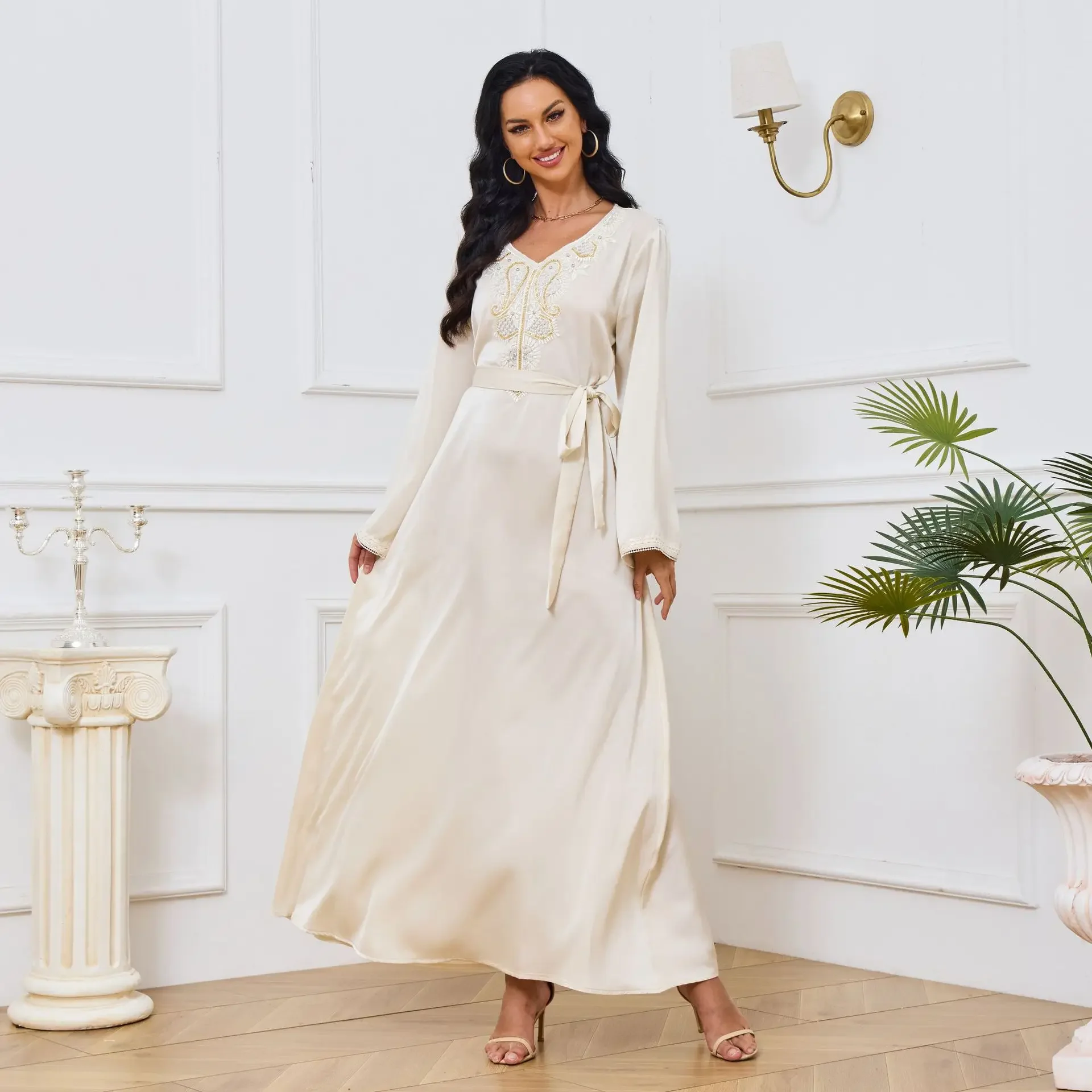 Восток Дубай женские халаты мусульманское платье новый темпераментный тонкий