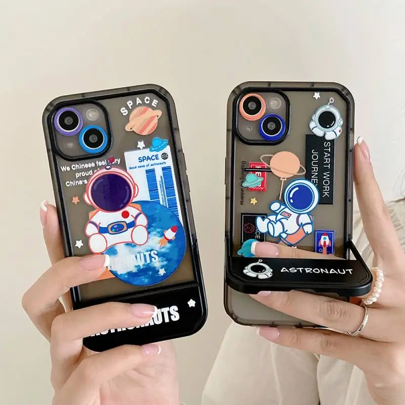 

Planet Label Astronaut Phone Holder Phone Case for iPhone X XR XS 7 8 Plus 11 12 13 pro MAX 13mini cover