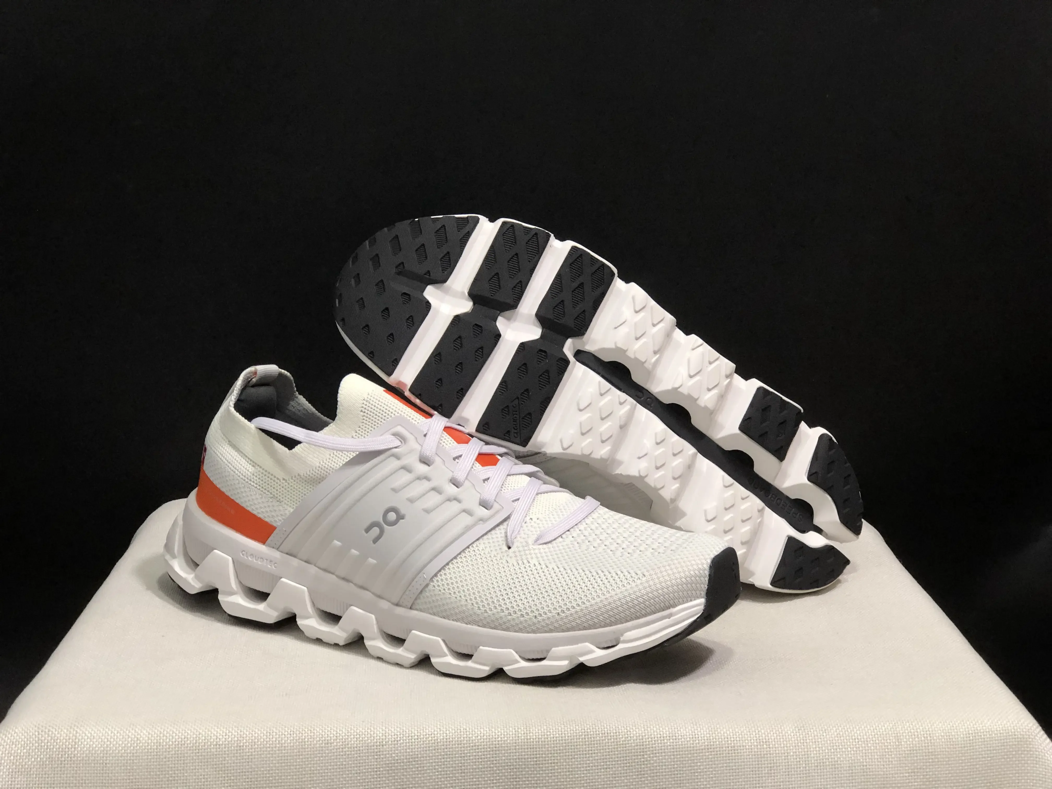 

Original New On Cloudswift 3 Sport Women Men Running Shoes Breathable Anti Slip Cushioning Road Sport Lifestyle Outdoor Sneakers