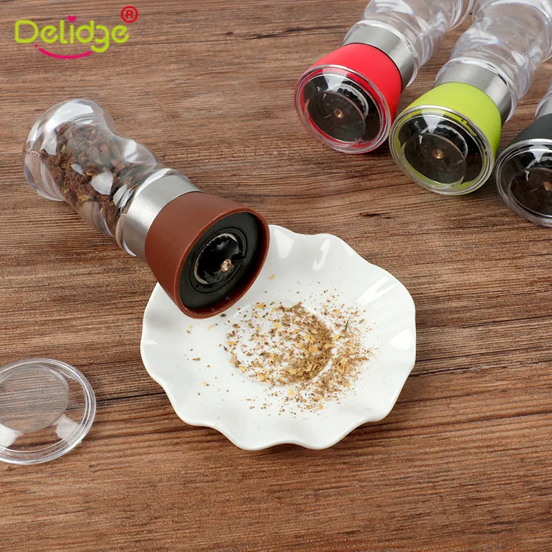 

1PC Manual Pepper Spice Grinder Seasoning Bottle Handheld Black Pepper Mill Tool Barbecue Kitchen Gadget