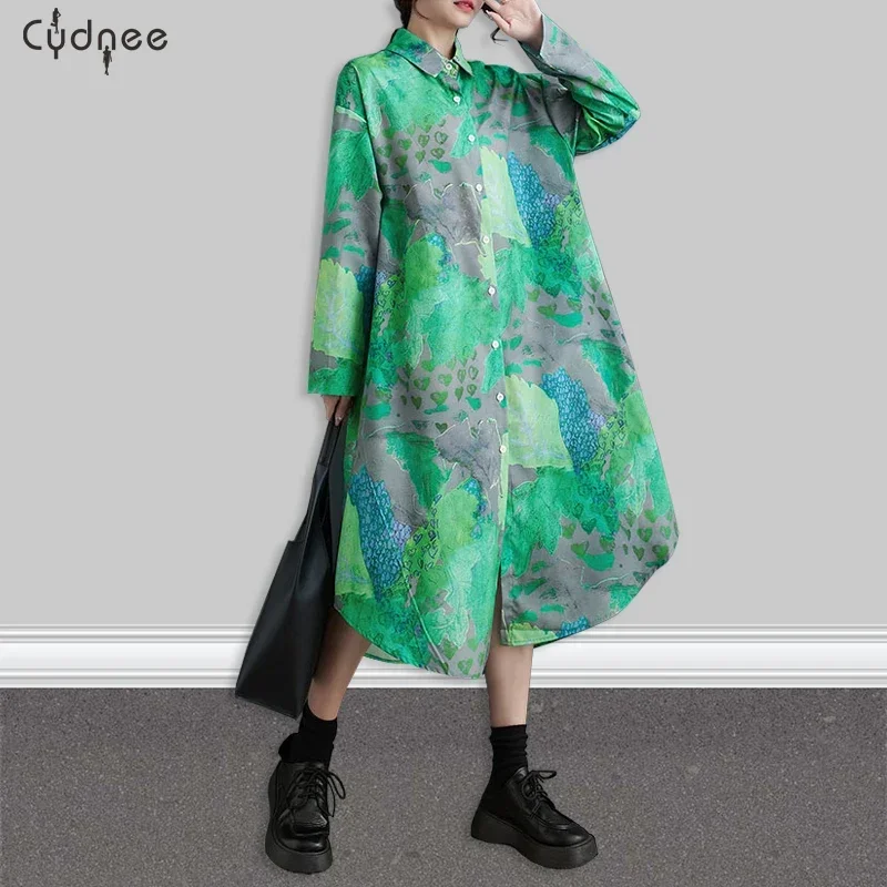 Воротник-поло с длинным рукавом и круглым вырезом длиной ниже колена