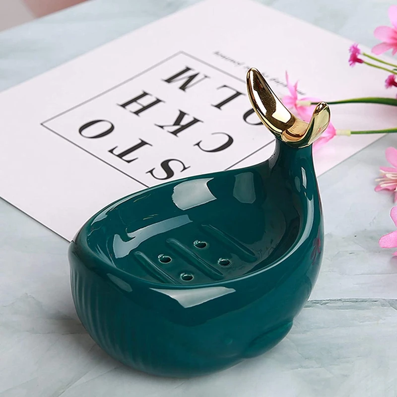 Керамическая мыльница в форме кита со сливной батончиком керамическая для