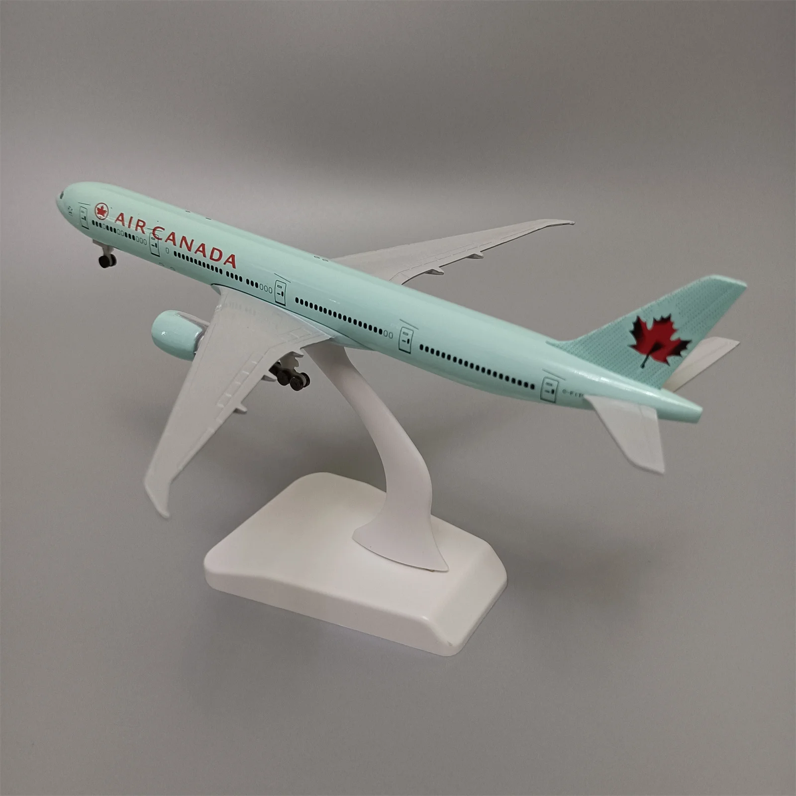 Модель самолета из металлического сплава 19 см авиакомпании Канада-авиалинии
