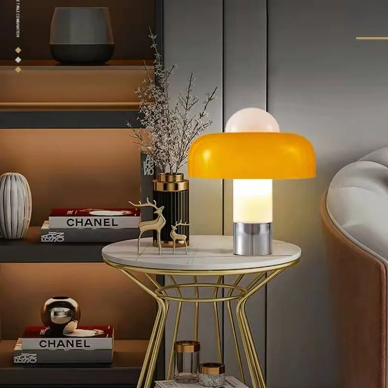 Новинка 2024 простая современная прикроватная лампа для спальни итальянская новая