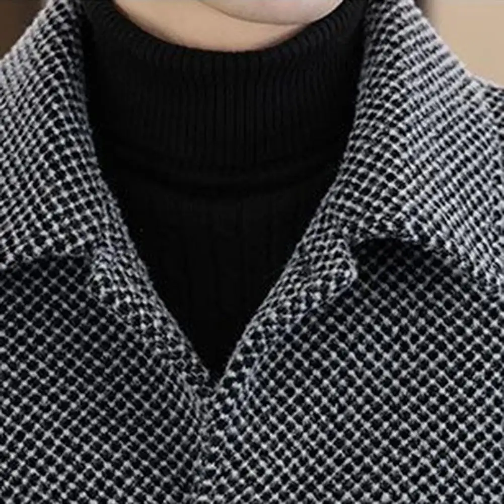 Повседневная мужская куртка с лацканами и длинными рукавами однотонная