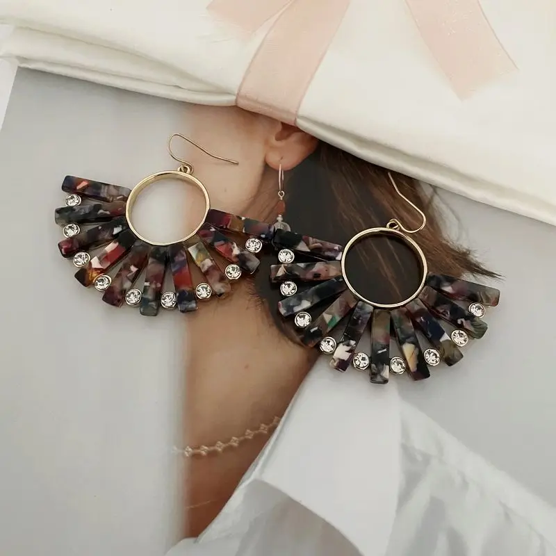 C96 Европейские и американские серьги 2025 года новые универсальные модные женские