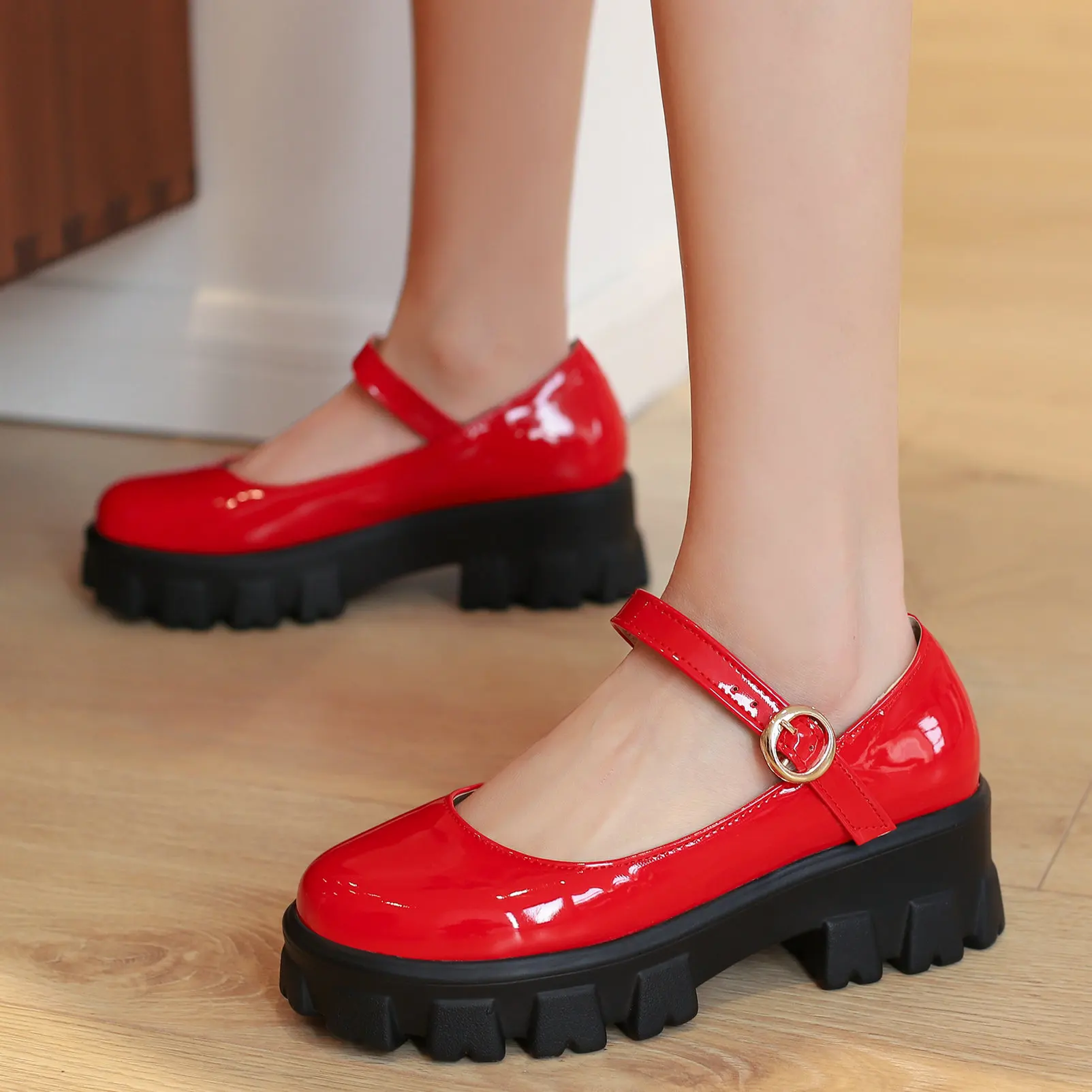 Eokkar Patent Leather Mary Janes Women School Uniform Shoes Block Heel Platform Goth Cosplay Shoes Buckle Pumps