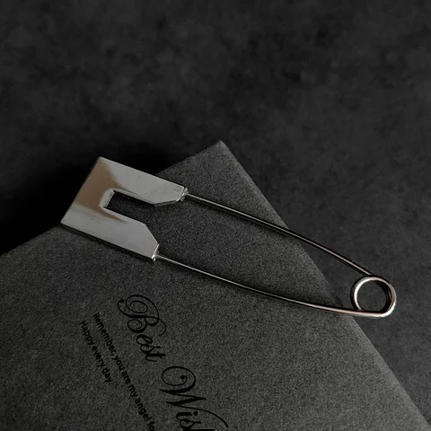 Броши из цинкового сплава, набор из 4 штук