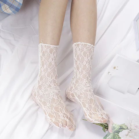 Женские носки в стиле ретро