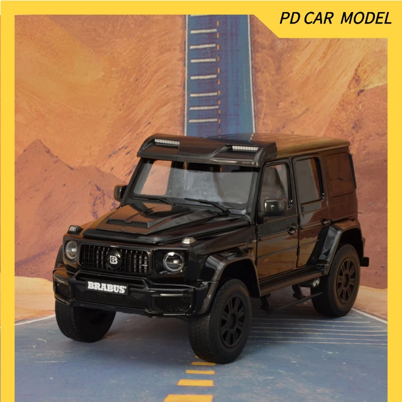 Коллекционная модель в масштабе 1:18 BRABUS AMG G63 2023 года
