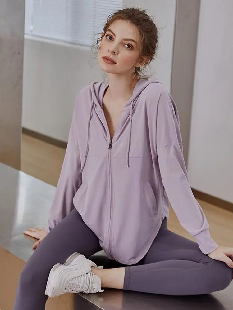 

Yoga Jackets Women's Quick-drying Loose Workout Top Zipper Thin Cardigan Running Coat Sports Long-sleeved Fitness Clothes Summer