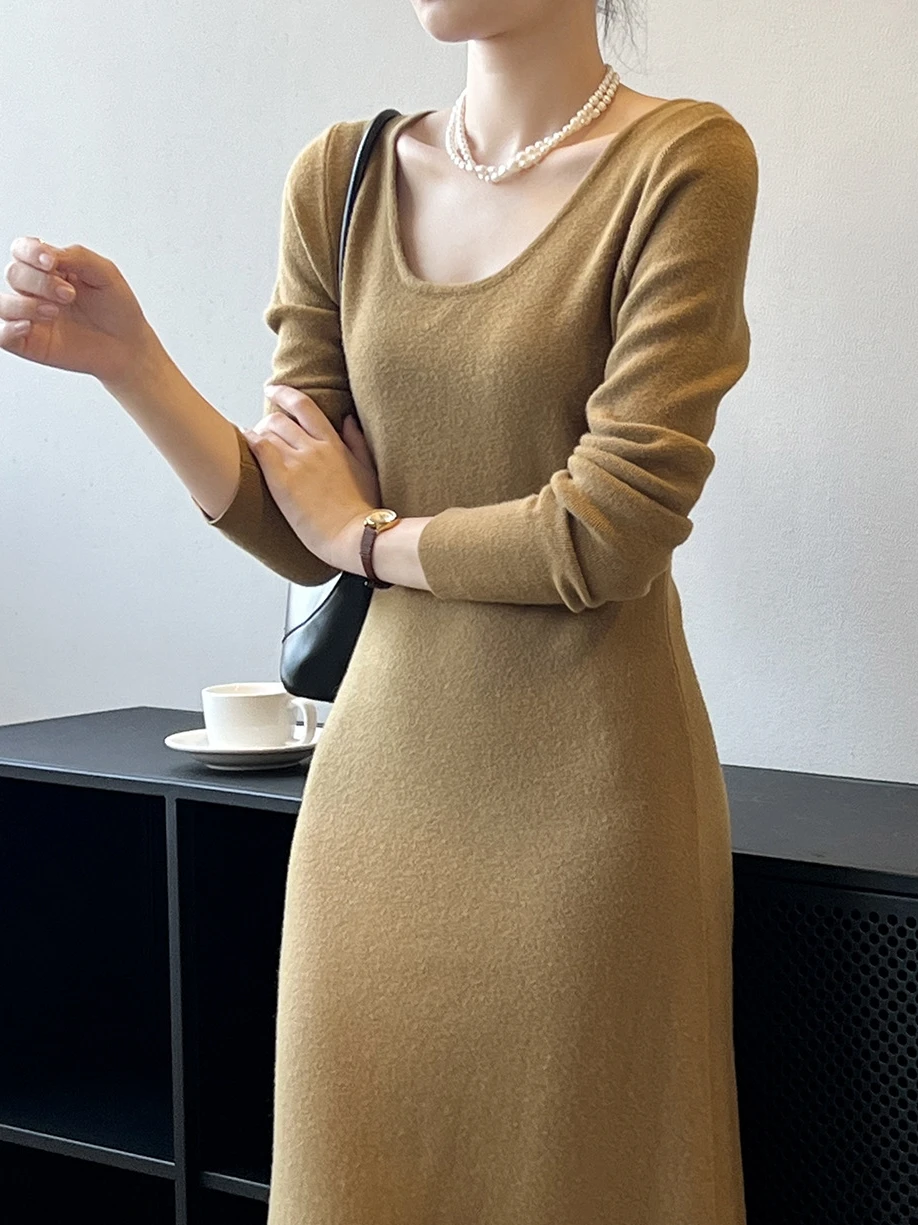 Трикотажное платье женское весенне-осеннее с французским рукавом длинными