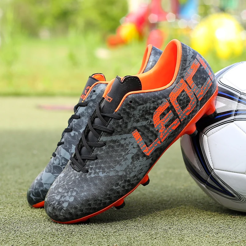 New Futsal Shoes Men Turf Soccer Shoes Society Fashion Golden Long Spikes Football Cleats Boy Man Sport Sneakers botas de fútbol